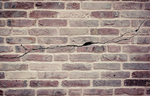 Foundation Problems - Cracks in Walls