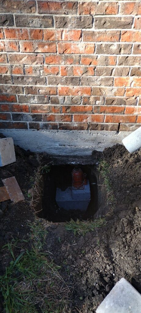 Fort Worth Foundation Repair - Closed The Crack!